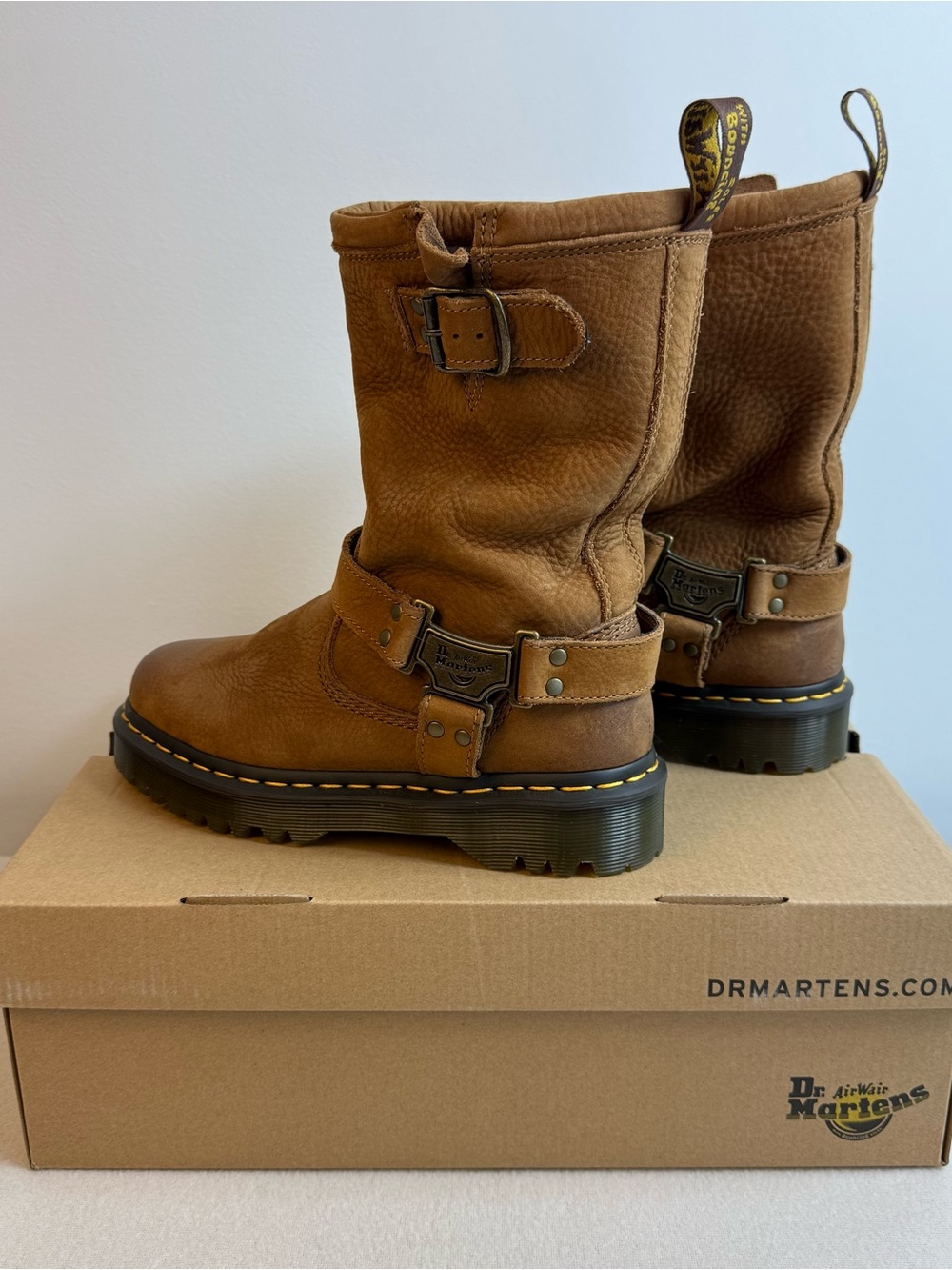 Dr. Martens Anistone Hi Boots desert brown tumbled nu buck - Picture 6 of 6